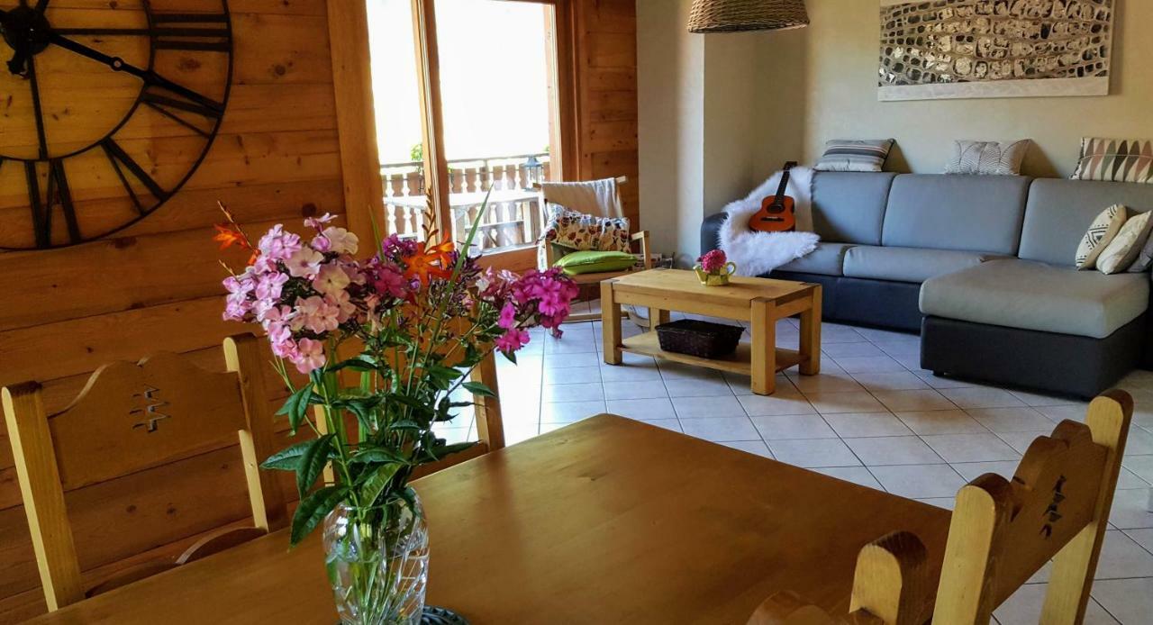 Les Picaillons - Le Gite Les Villards-sur-Thones Exterior photo